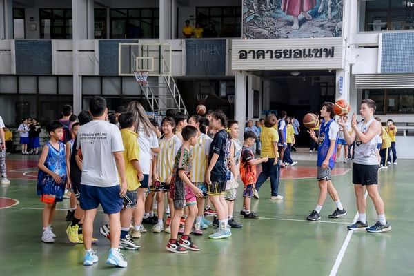 โรงเรียนปรีชานุศาสน์